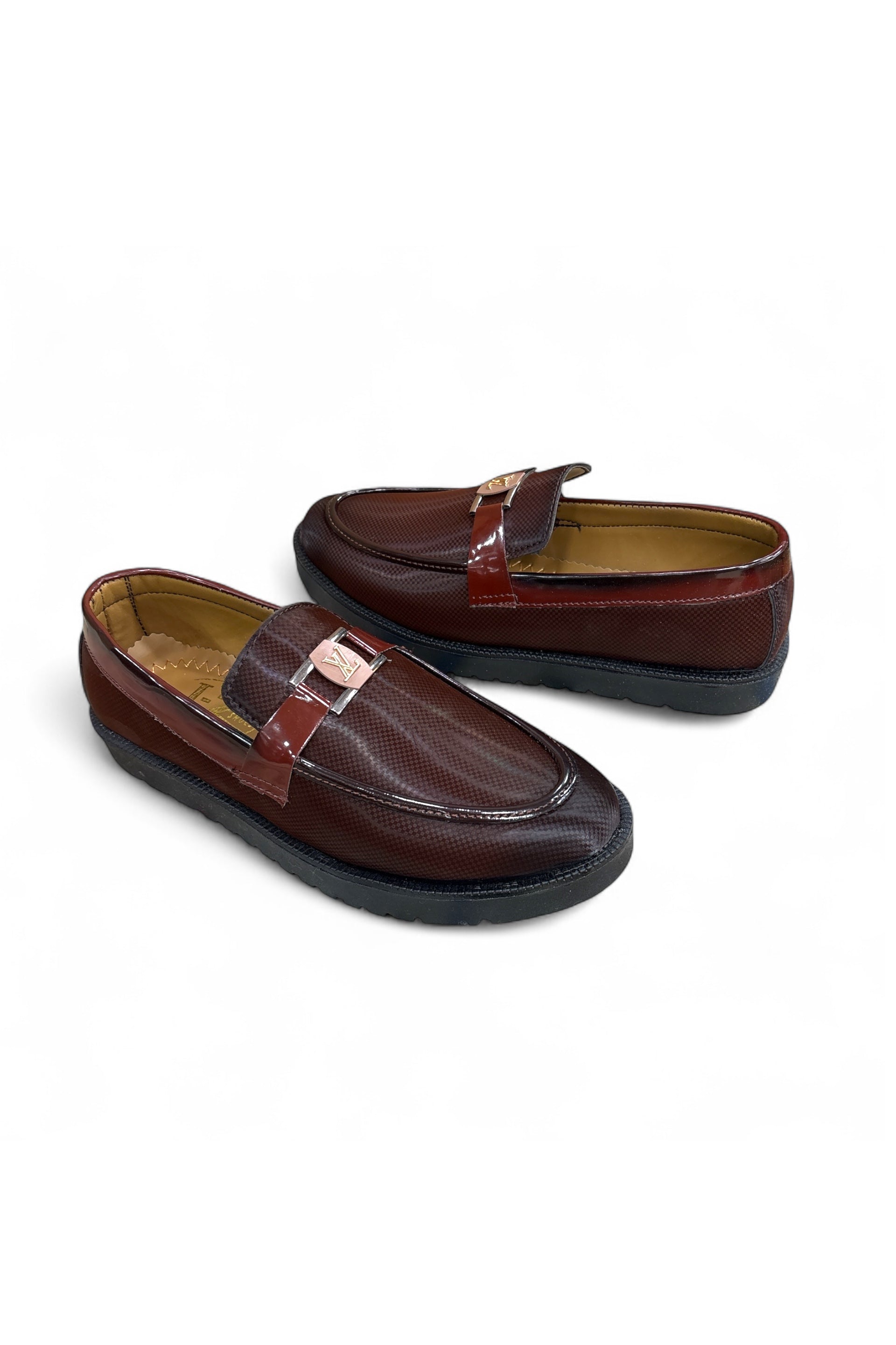Men’s dress shoes in style