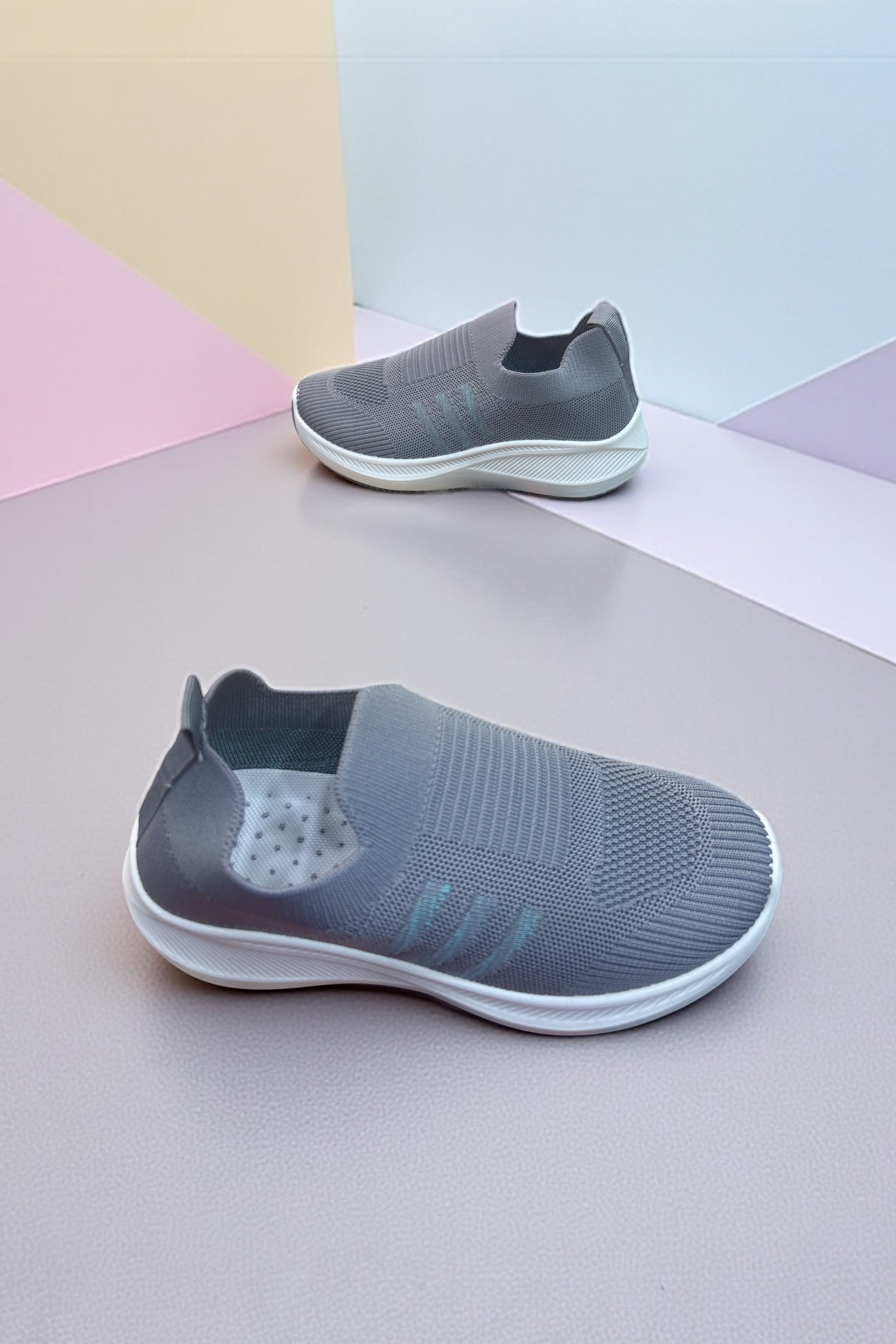 Ladies sneaker G115