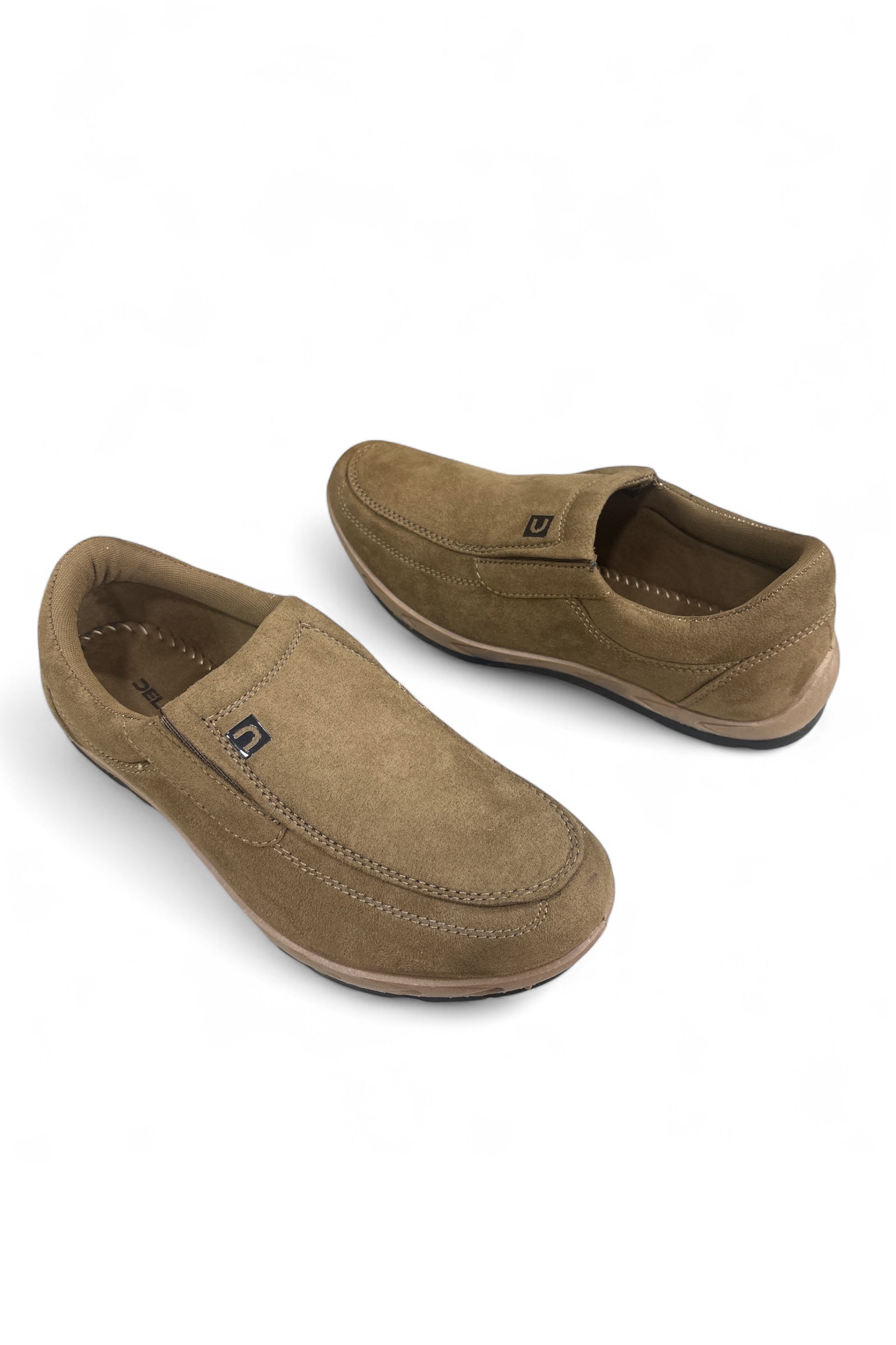 Imported Men’s sketchers mustard in style 7317