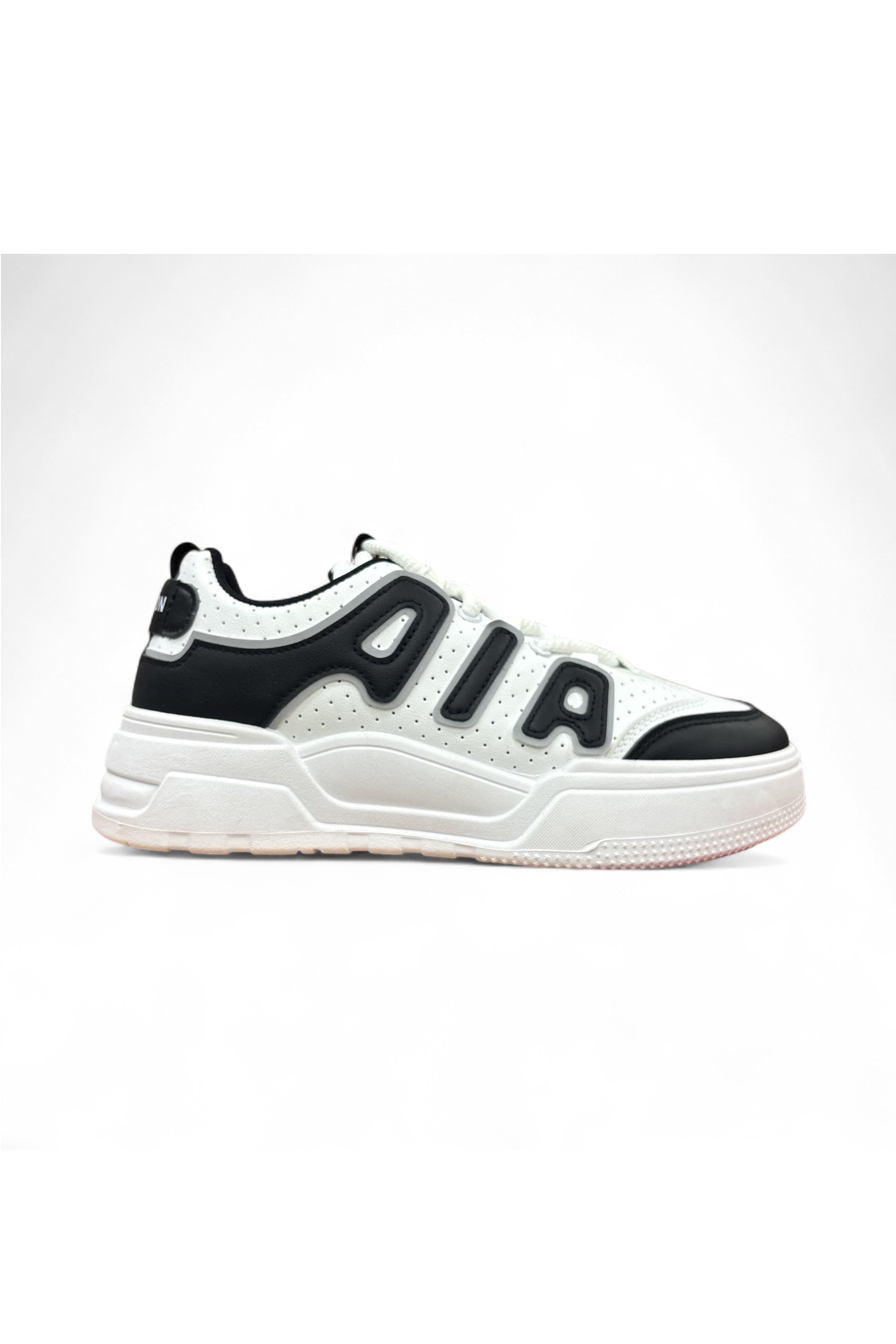 Imported stylish sneakers with comfort