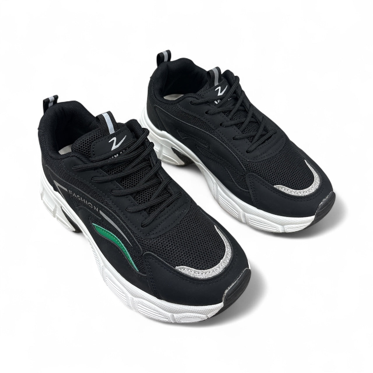 Ladies sneaker 1